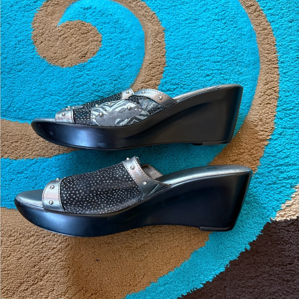 White Mountain Metallic and Black Wedge Mules - Picture 3 of 6